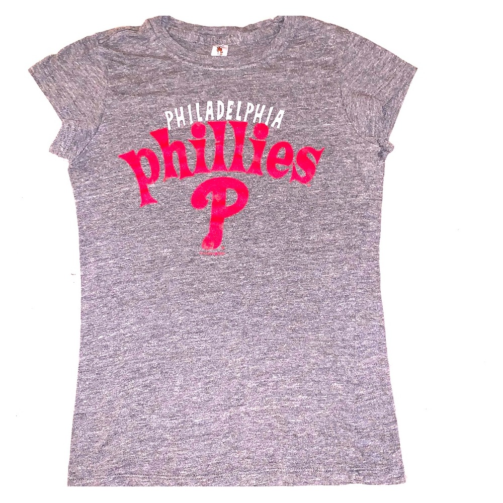 Gray Phillies T-shirt